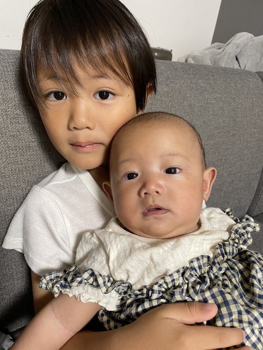 XxPushers's tweet photo. 3人育児大変やけど毎日かわいい🥰 https://t.co/9iW29a7s0Z