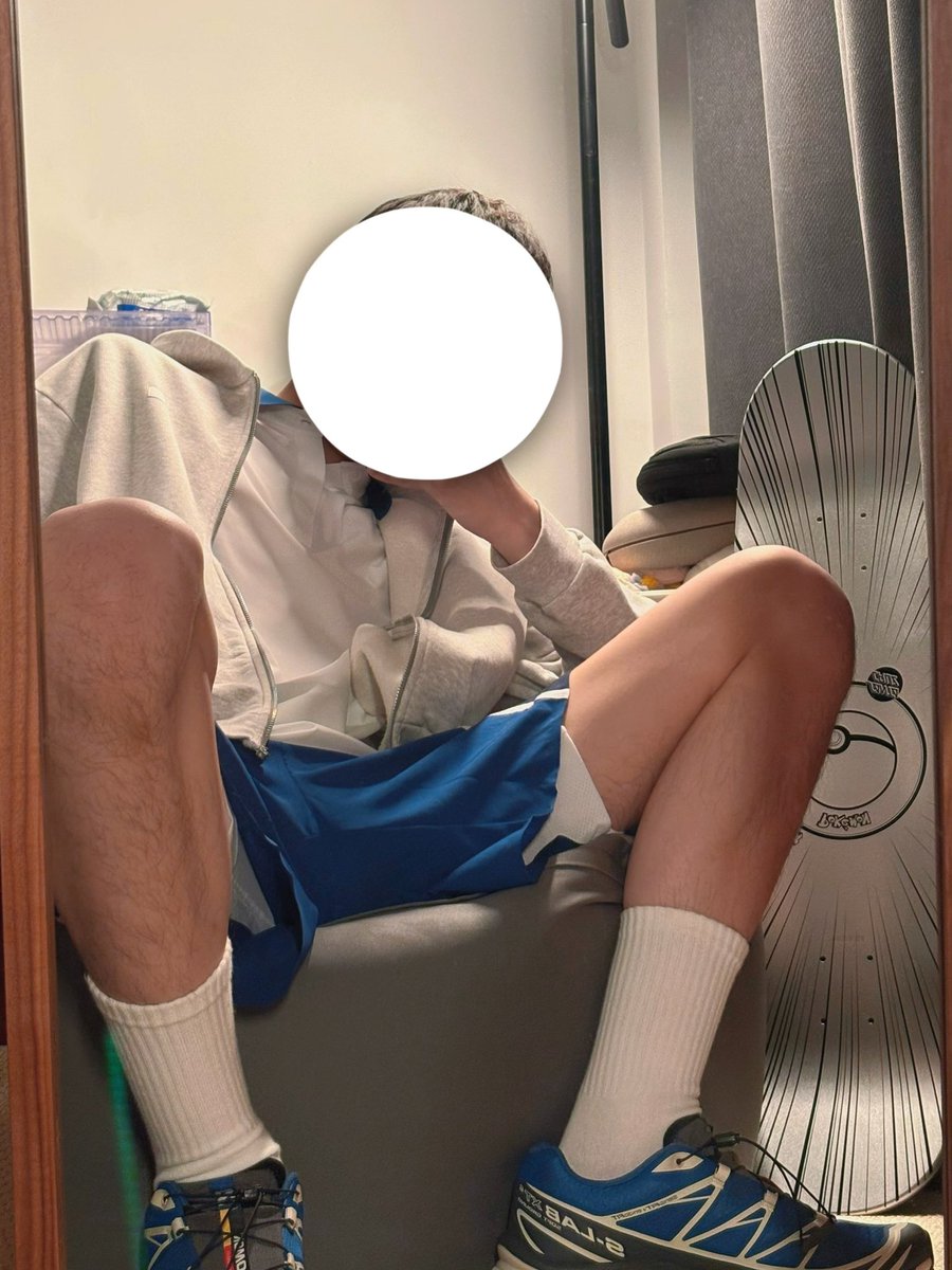 相比于肉体，我更喜欢的是你那微不足道却又矜持保留的自尊