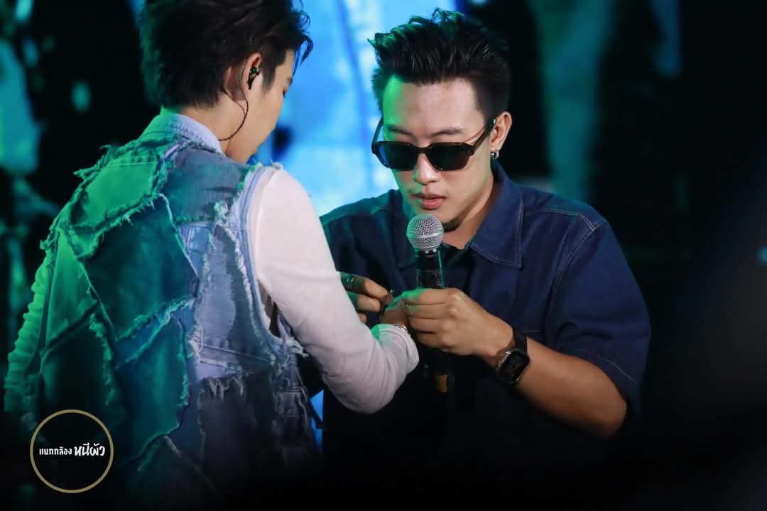 SogoodNP's tweet photo. เชื่อเถอะว่า สิ่งที่เราคิด มันคือพรหมลิขิตของคนสองคนที่มีใจดวงเดียวกัน ขาดกันไม่ได้🥰🥳💛💚🙏🧚‍♀️👏🤟

#รักนะต้าววาฬ_5thAnniversary https://t.co/ZenpL55Xsr