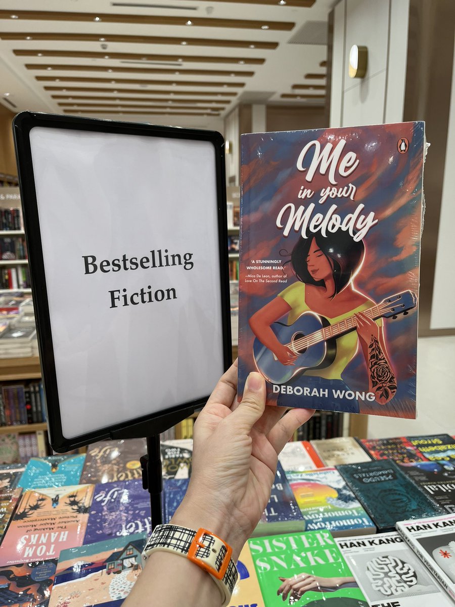 PetiteDeborah's tweet image. Can’t find #MeInYourMelody at the MPH Bookstore Bestselling Fiction, because it is OUT OF STOCK!!! 😱
My childhood bookstore. Still feeling so surreal. I remember stepping into this local chain years ago, a different mall. Don’t give up my dear authors! The best has yet to come!
