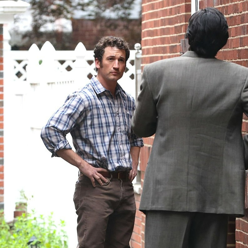 0o_S2S2S2_o0's tweet photo. Miles Teller was seen filming scenes for his upcoming project "Paper Tiger" in Queens, New York. https://t.co/nfZjMSjWiT