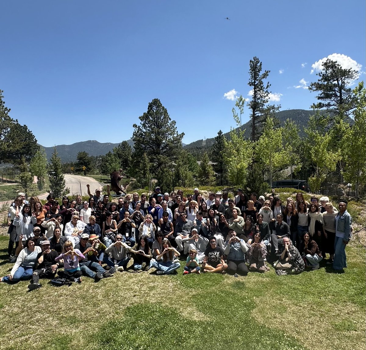 SundanceSatter's tweet image. It’s Group Photo Day @sundanceorg Directors Lab bringing our community together to celebrate our joyful, inspiring and meaningful experience supporting groundbreaking independent voices!