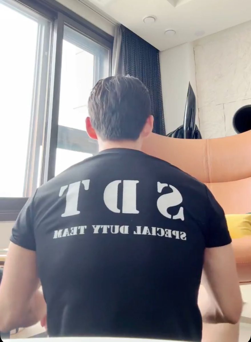 🥹

FRONT                                    BACK