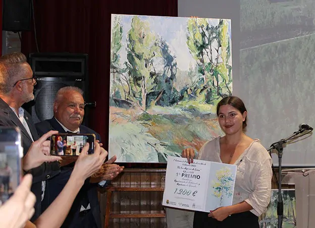 woodforfuture's tweet image. 🏆 ¡Rosa Cano gana el I Certamen de Pintura Rápida "En las choperas de Lorca" en Valderrubio!
🎨 51 artistas rindieron homenaje a los paisajes lorquianos y al valor ambiental del chopo.
🌿 Arte, sostenibilidad y emoción en la Vega de Granada.
🔗 life-woodforfuture.eu/rosa-cano-cons…