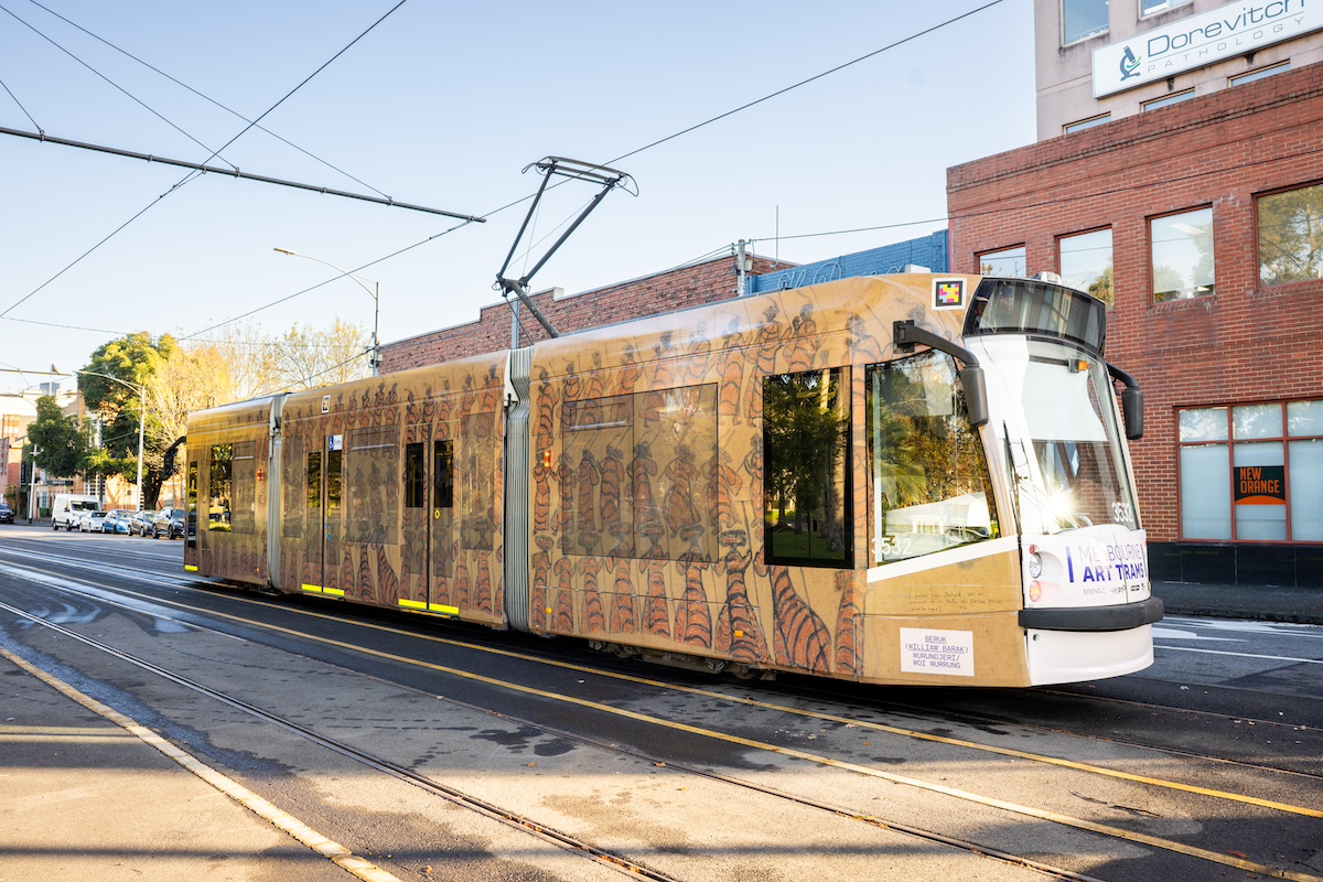 #SPOTTED: Melbourne Art Trams return

The first of six Art Trams has been unveiled, with this year’s program celebrating First Peoples artists past and present and honouring the enduring strength of First Nations women. 

Image: James Morgan

creative.vic.gov.au/news/2024/firs…
