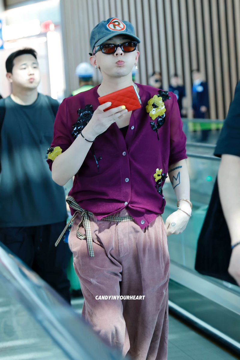 우리 오빠 퍼스널이 공항이라니…공항 달란트의 소유자..공항패션 선두주자 권위자