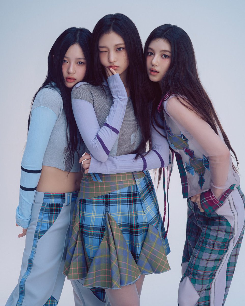 still thinking about how this newjeans homme girls magazine shoot was probably our first introduction to nj1, if it hadn’t been canceled