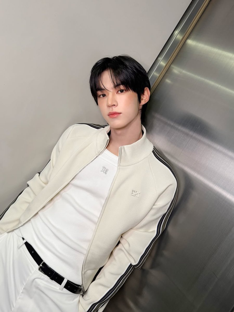7초 도훈 tweet media