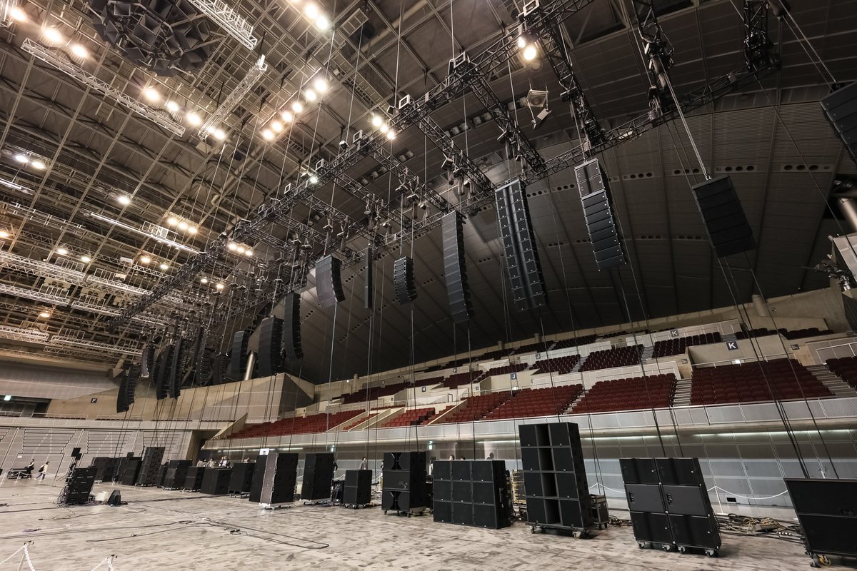 🎧【INTER BEE EXPERIENCE のご紹介】🎤

Inter BEE恒例！！幕張イベントホールを使用した「スピーカー試聴体験デモ」を本年も開催！！
ホール内には「ヘッドフォン／マイクロフォン試聴体験展示エリア」を展開します！

音にこだわる多くの方々にご好評をいただいており、