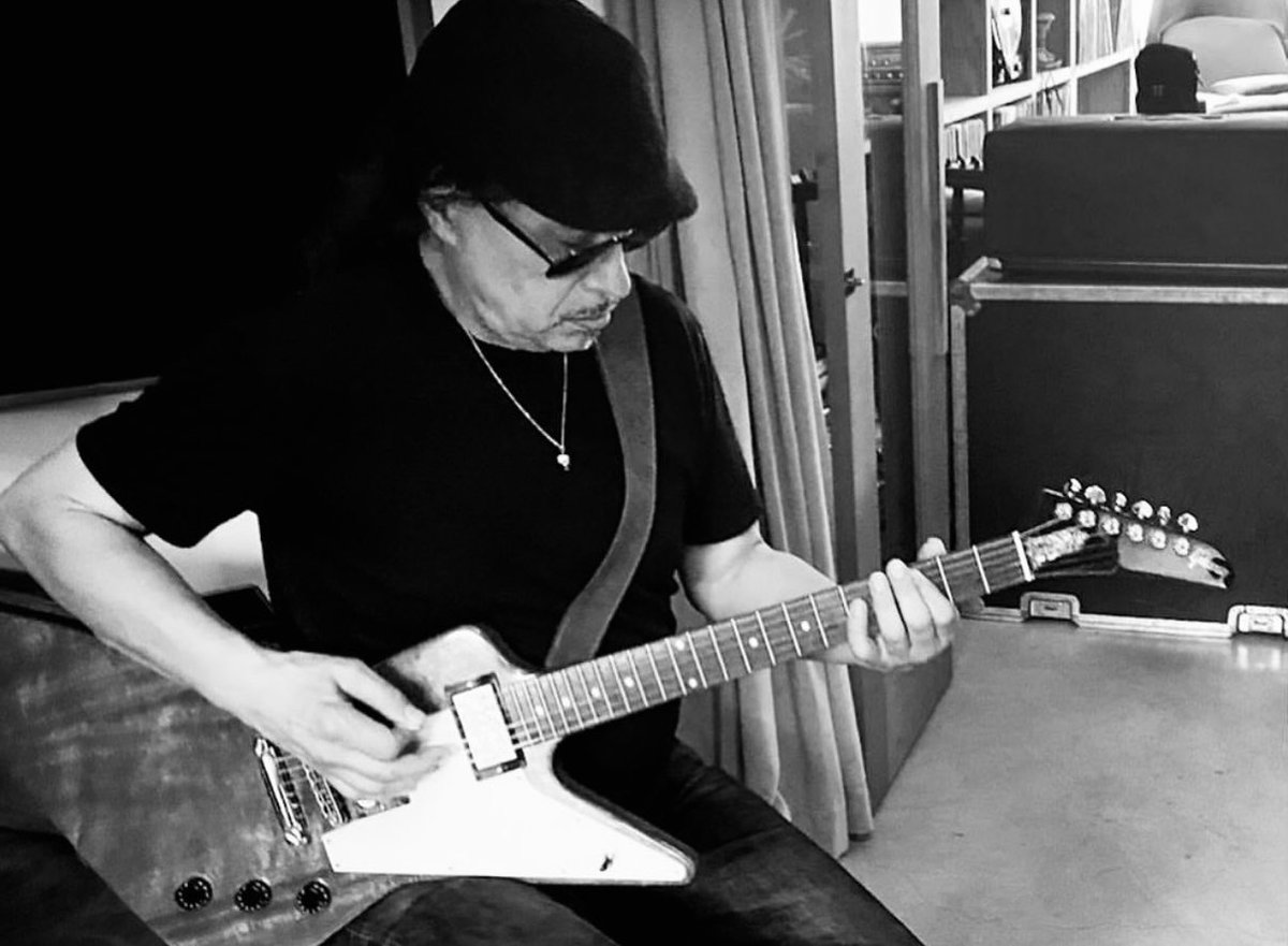 Honored to host the legendary <a href="/thearmoredsaint/">Armored Saint</a> for their new record⚡️
#armoredsaint #guitars #metalbladerecords #secrethandstudios