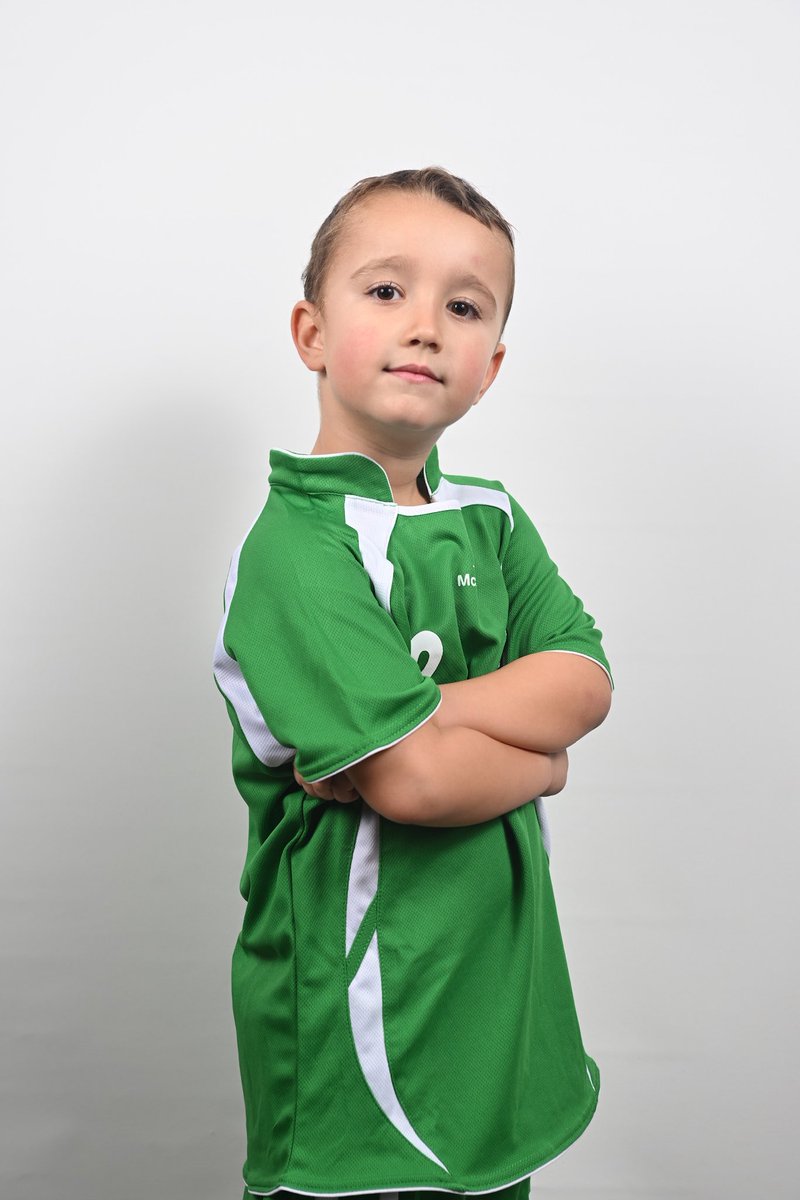 🎂 Adrián Cañas, jugador de nuestro equipo benjamín promesas, cumple hoy 8 años.

🥳 ¡MUCHÍSIMAS FELICIDADES, ADRIÁN!

#LaFuerzaDelVerde 💚💪