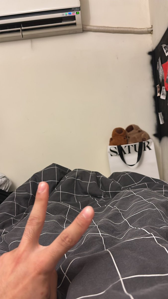 剛回國 直接發燒 是不是溫差太大 😷