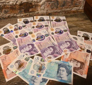 On today’s blog - some ideas about how to keep costs down when arranging a funeral.

goodfuneralguide.co.uk/2025/06/funera…