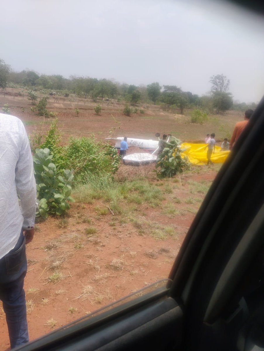 captessar's tweet photo. One more air accident of trainee aircraft in Seoni
#airaccid #airincid #redbirdaviation @shukla_tarun #dgca https://t.co/kDQo0C1aC7