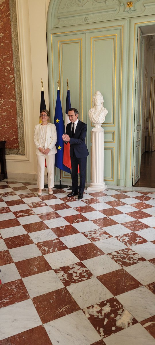 Xavier Lapeyre de Cabanes (@lapeyrecabanes) on Twitter photo Entretien entre ministre de l'intérieur <a href="/BrunoRetailleau/">Bruno Retailleau</a> et <a href="/anneleen_vb/">Anneleen Van Bossuyt</a> - relations bilatérales et dialogue sur les questions européennes avant le prochain conseil JAI Entretien entre ministre de l'intérieur <a href="/BrunoRetailleau/">Bruno Retailleau</a> et <a href="/anneleen_vb/">Anneleen Van Bossuyt</a> - relations bilatérales et dialogue sur les questions européennes avant le prochain conseil JAI