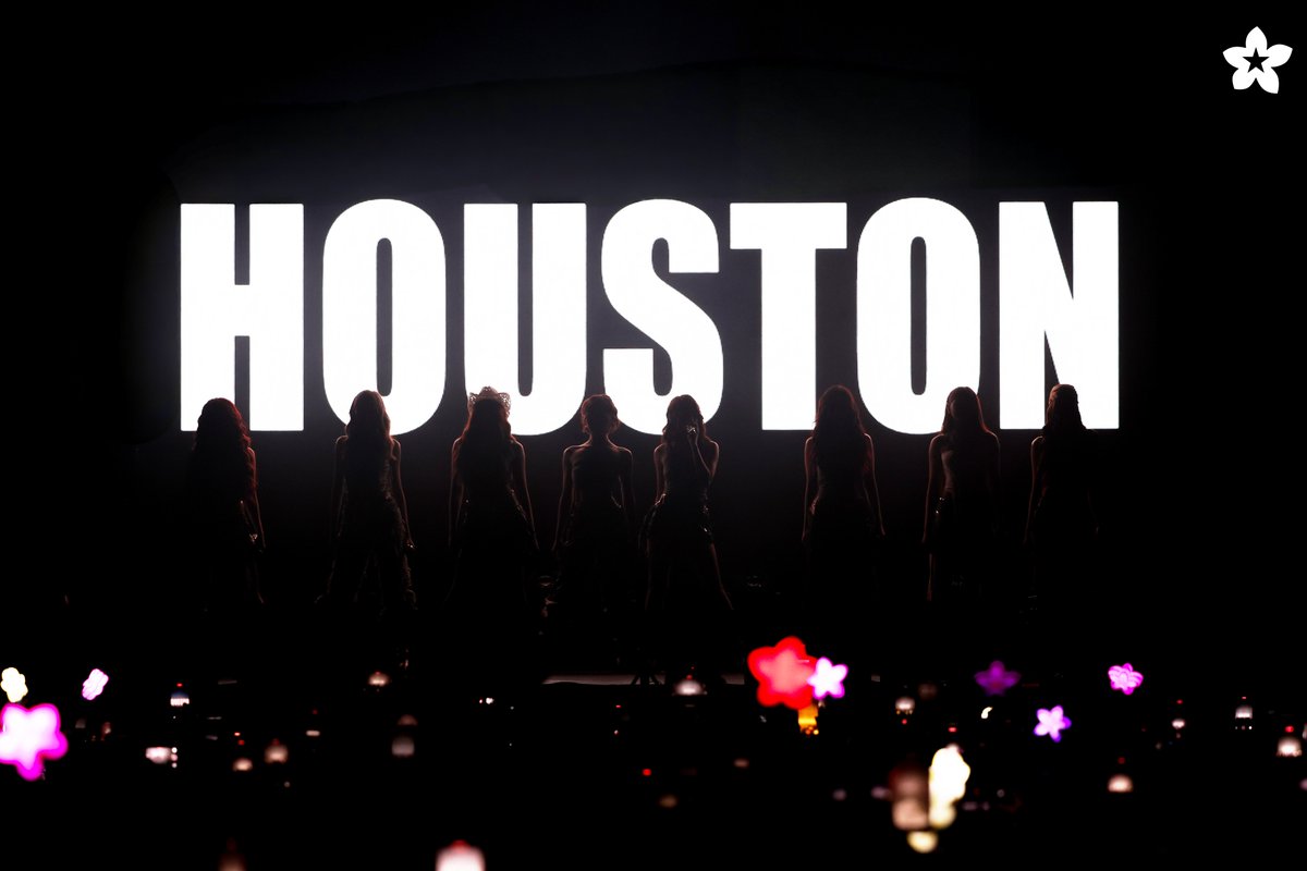 Houston, you were on fireeee!!🙌🏻🔥

Kasing init ng panahon ang love at support niyo para samin. Thank you for making #BINIverseHouston a night to remember on our #BINIVerseWorldTour2025!✨

We felt every cheer, every lightstick wave, every moment. ‘Til next time!🥹💖

BINIVERSE