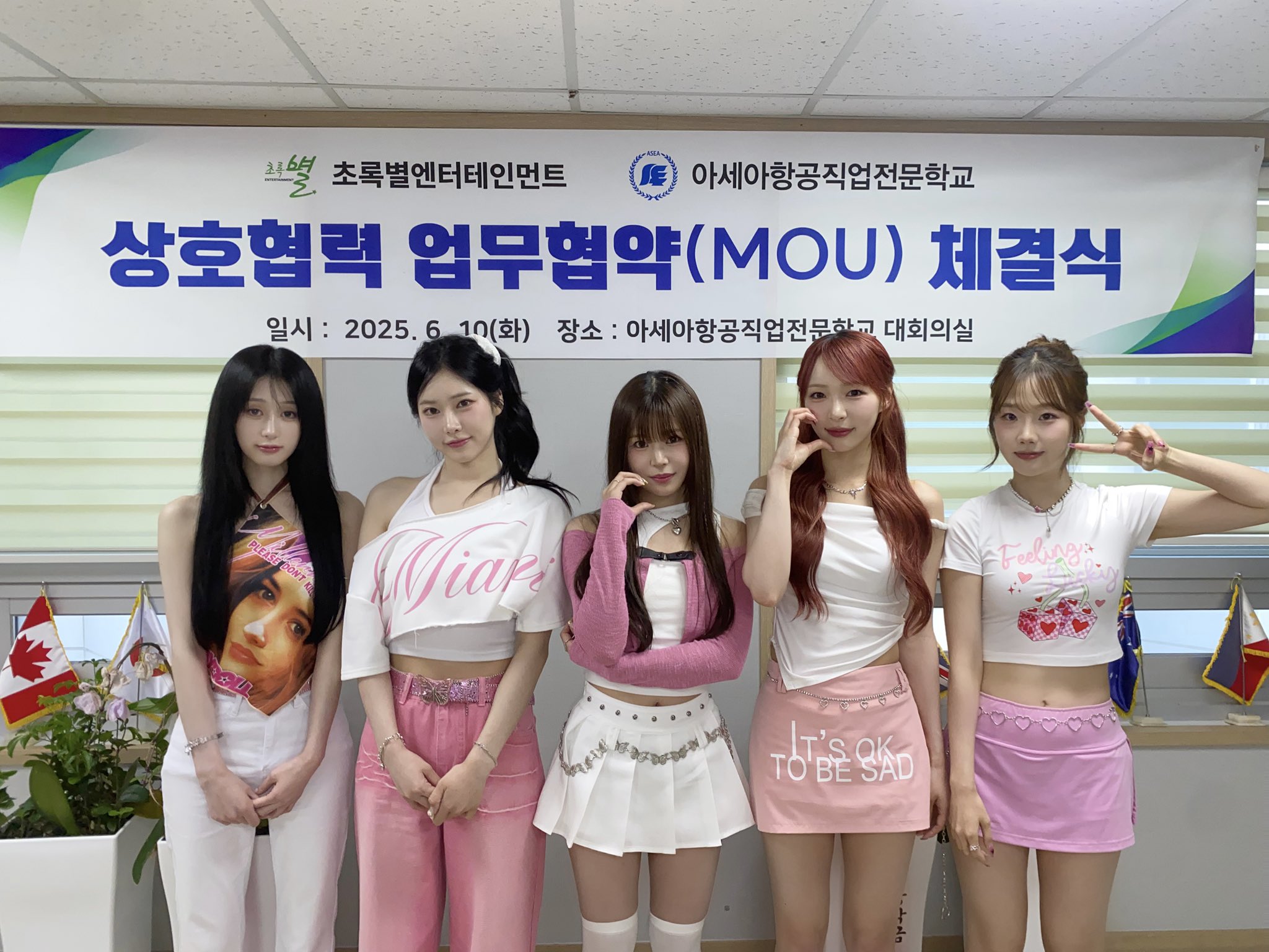 GtE4NIsboAAtM8N?format=jpg&name=large