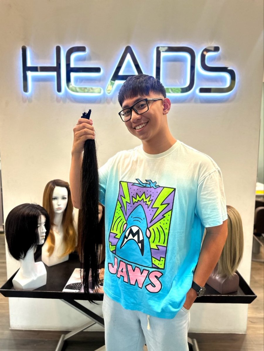 FafaBelooo's tweet photo. Press release, lol. 😂

My almost 6-year-long hair is now gone! Finally, a long overdue cut! I got mine donated at Hair For Hope, which was my real intention for letting my hair grow that long—to help those who need it. https://t.co/xeTNzAfPvB