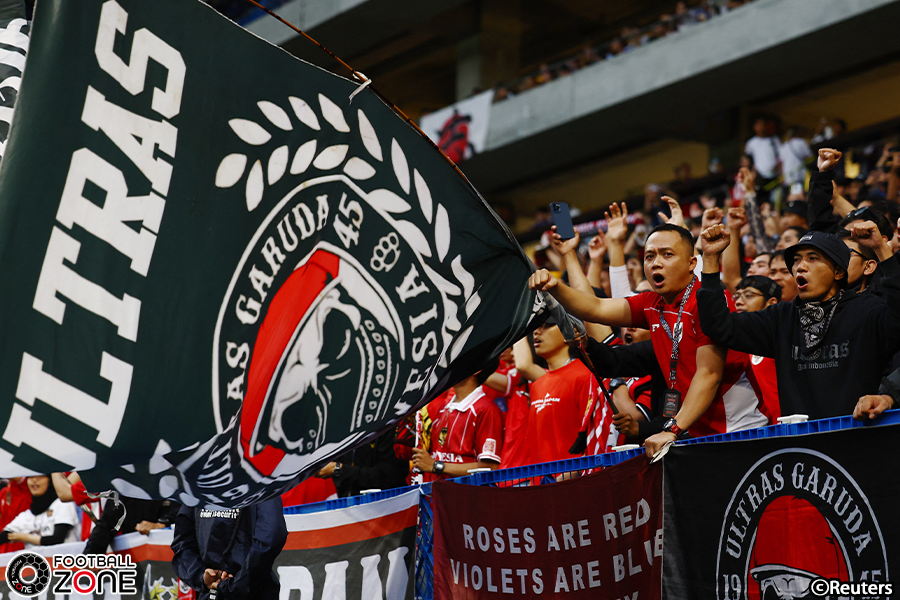 ゴール裏から選手を後押し🔥 インドネシアサポーターが圧巻コレオ