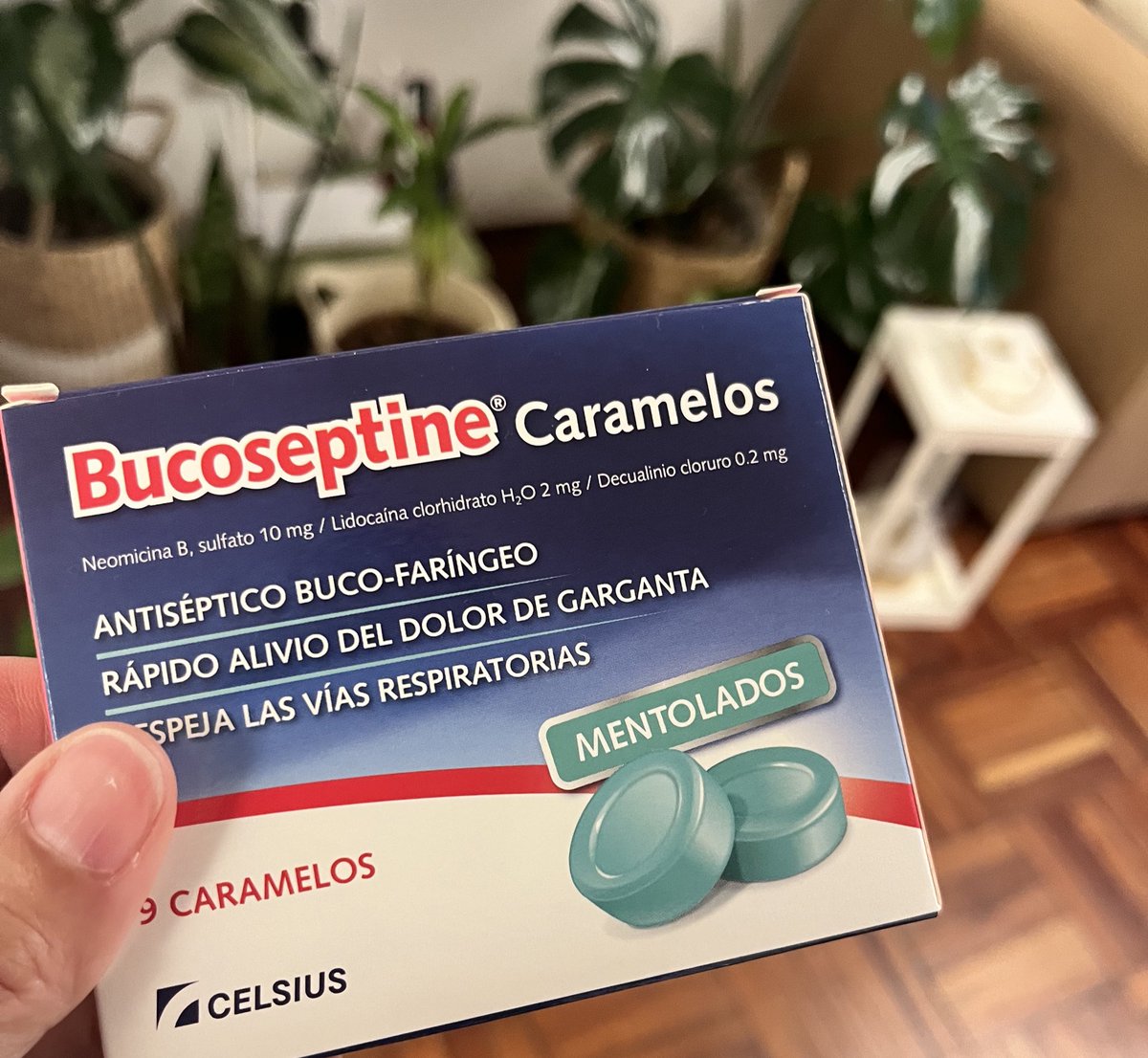 El que no conoce Bucoseptine a cualquier Dineumobron le reza