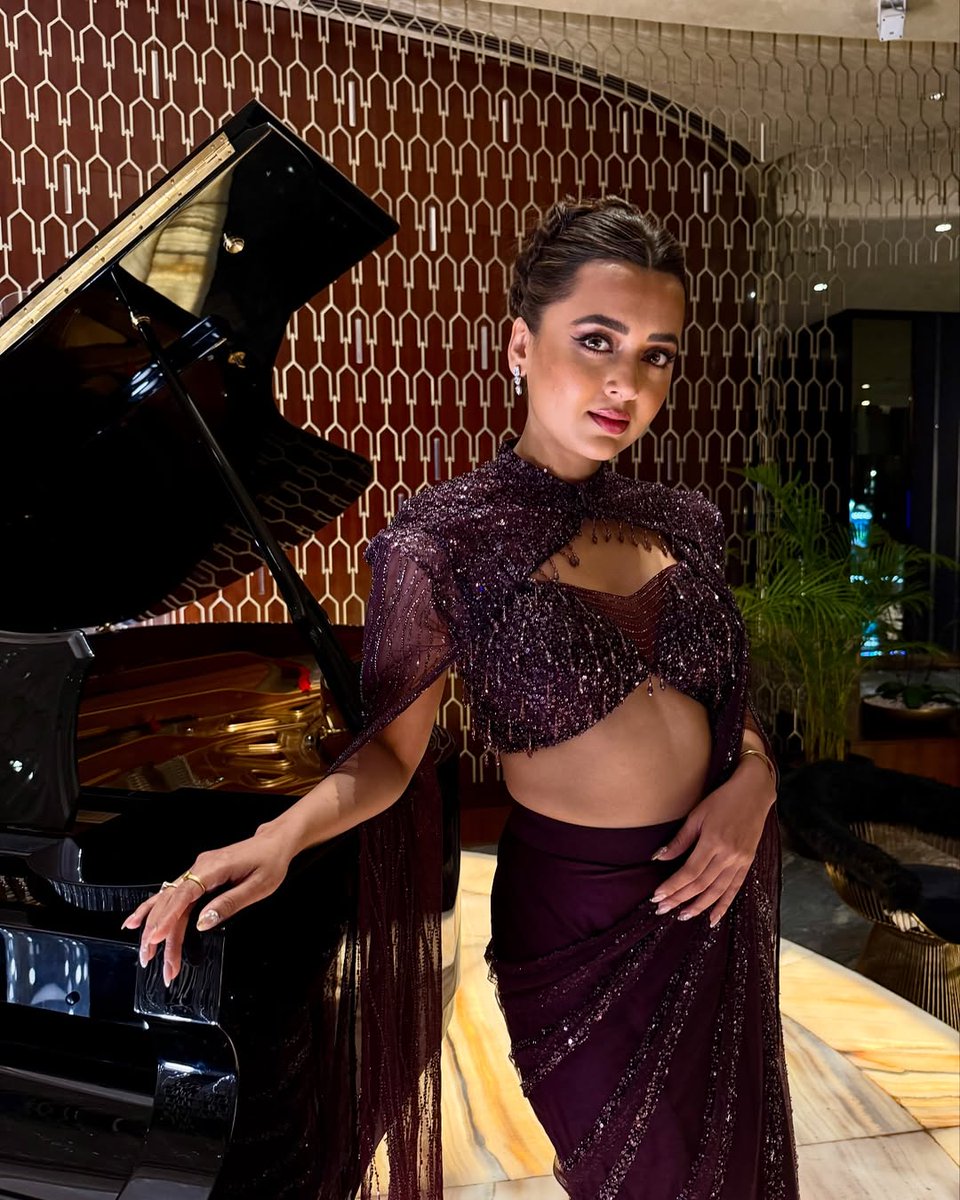 Wishing the ever stunning Tejasswi Prakash a very happy birthday 🎀✨
.
.
.
.
.
#tejatroops #tejasswiprakash #tejasswiprakashfans #tejasswiprakash_my_love #bollywood #radiocityspotted #RadioCity