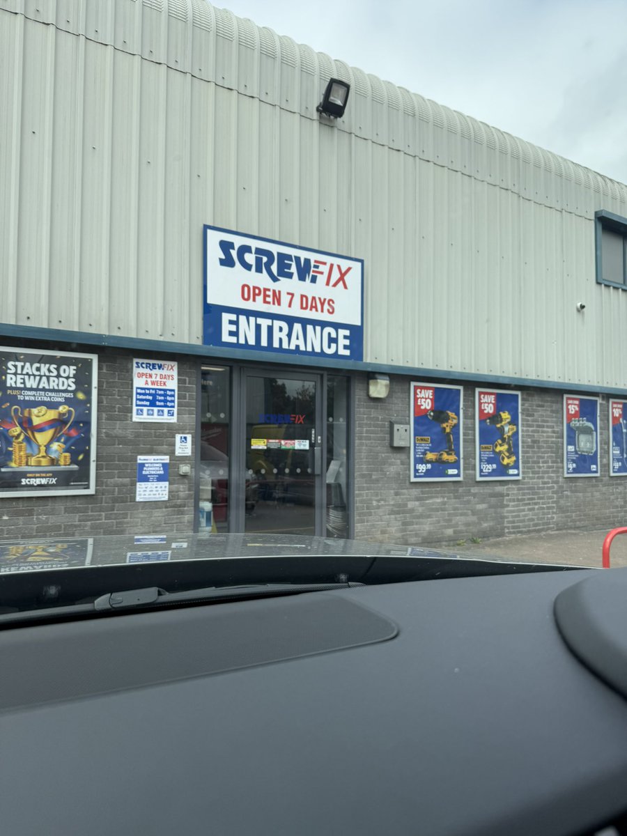 Thinking of you <a href="/GailandmarkC/">GailandmarkCoops🌻💙</a> 🤣🤣🤣🤣