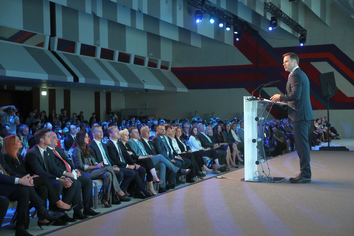 #Expo2027Belgrade greatest development opportunity for Serbia, entire region: srbija.gov.rs/vest/en/251158…

expobelgrade2027.org/en