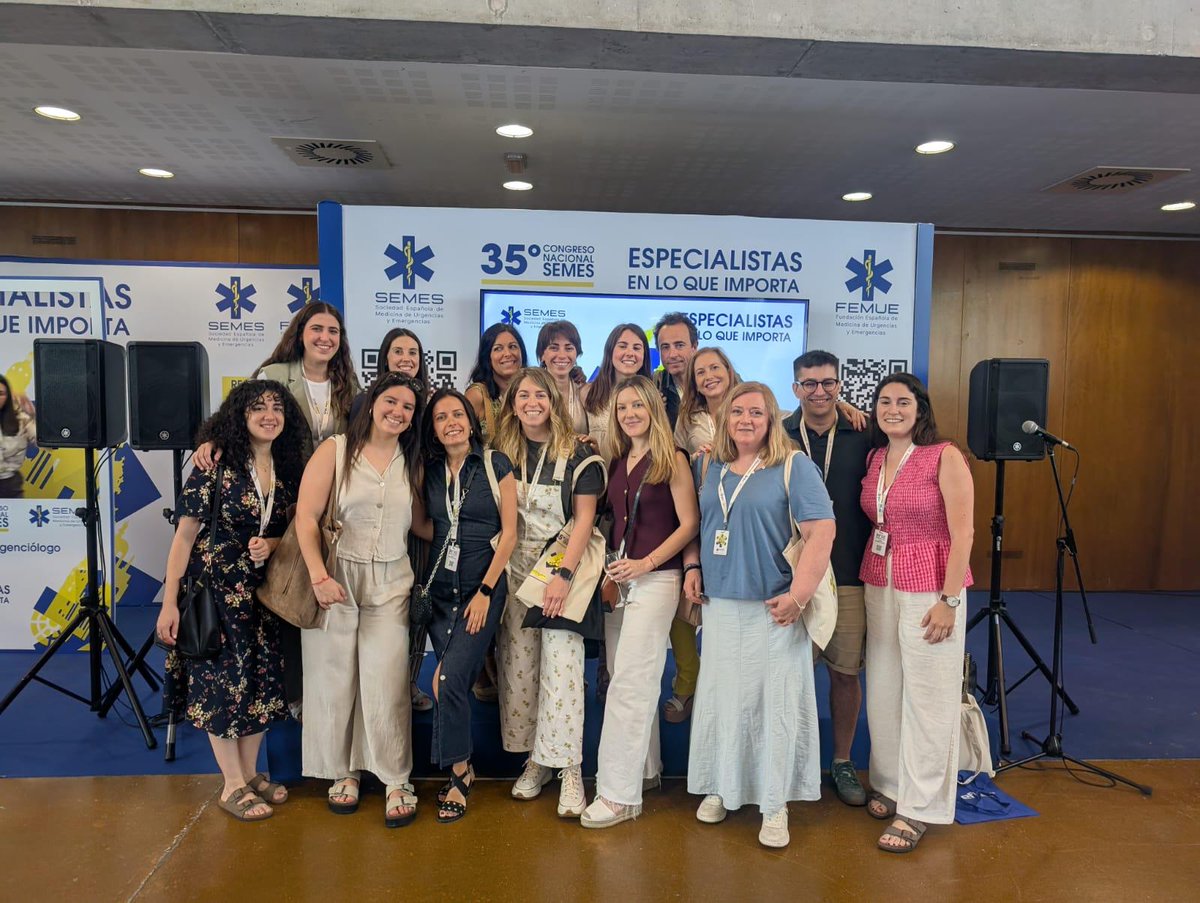 Profesionales del servicio de Urgencias del Departamento de Salud Arnau de Vilanova - Llíria han participado muy activamente en el 35º Congreso Nacional de Urgencias y Emergencias @semes_ , celebrado del 4 al 6 de junio en Murcia.
¡¡Enhorabuena a todo el equipo!!👏👏