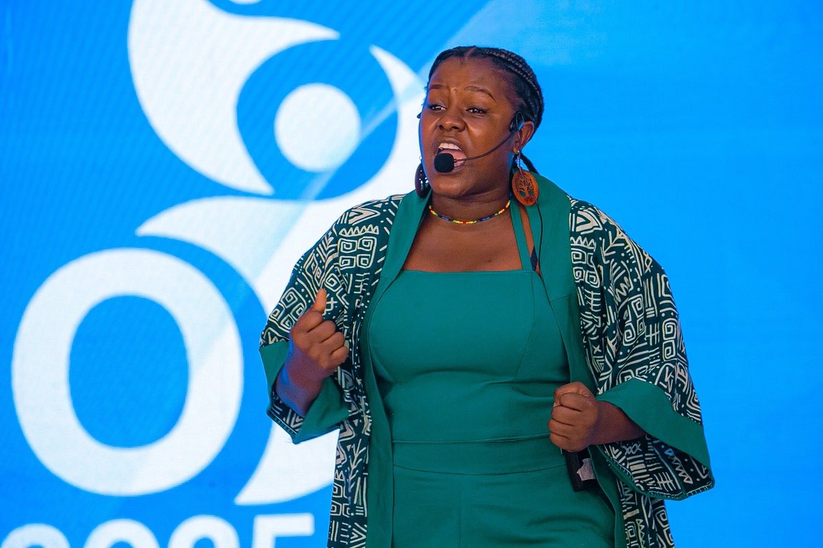 CivFund_'s tweet image. 🤲🏾In 2023, Kuonyesha Art Fund supported the @tanzania_bora , a youth group led by the visionary Abella Bateyunga. 

This year, they took the stage at CSO Week 2025, performing their stirring piece, “Are We There Yet?”

#letskuonyeshayou🇺🇬 #csoweek2025 @FCSTZ