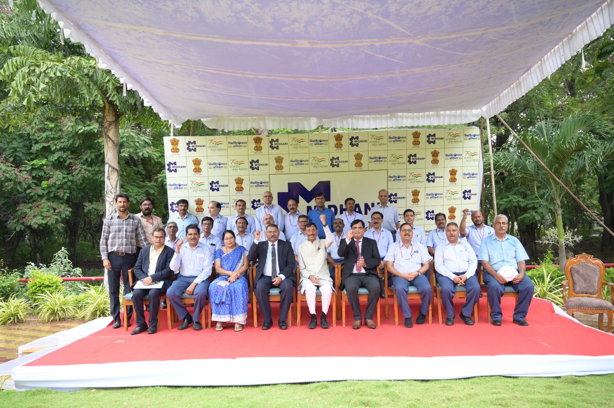 A proud moment for #MIDHANI! Hon'ble Raksha Rajya Mantri Shri Sanjay Seth inaugurated our upgraded B&amp;WD Shop &amp; unveiled the Superni 617CC forging.
He appreciated MIDHANI’s key role in India's Defence &amp; Space programs like Akash, BrahMos, Gaganyaan, Chandrayaan &amp; Sukhoi.