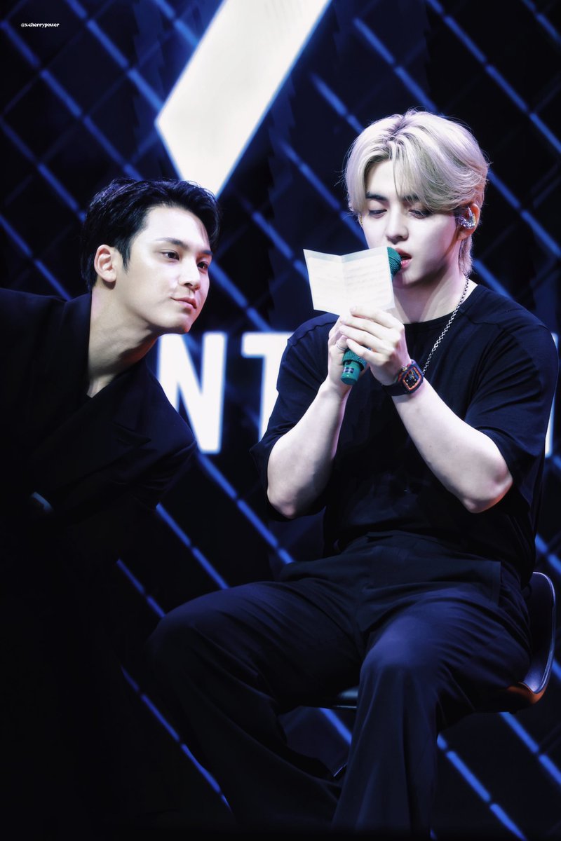 cherrypower_x's tweet photo. 250608 HAPPY BURSTDAY GV

김자 아빠가 갑자기 뿅?!
|･ω･)?!

#SEVENTEEN #세븐틴 
#HAPPY_BURSTDAY
#에스쿱스 #SCOUPS #최승철 #エスクプス
#민규 #MINGYU #김민규 #ミンギュ https://t.co/mTSmTJSDbW