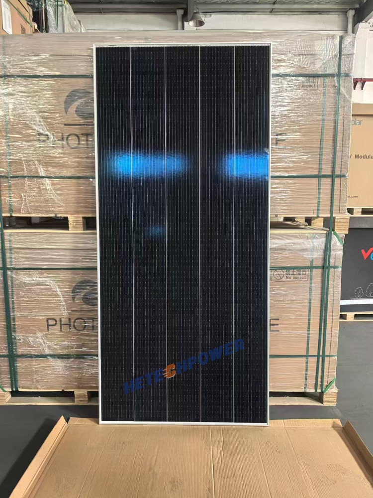 HTSOLARWADE's tweet photo. Shingled Solar Panel 550W bifacial for sale. https://t.co/IR3xV8BHSg