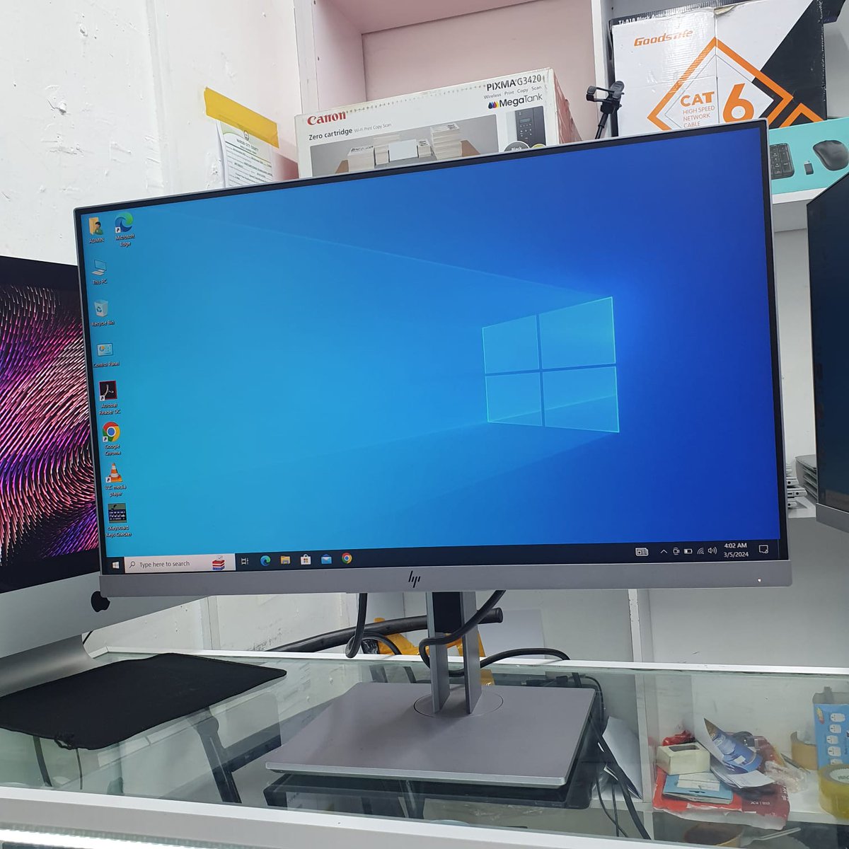 rickfton's tweet photo. Hp elite display E243d FHD ksh 13,000
📍Location:Moi Avenue, Rahimtulla Trust Building, opposite Bihi towers, 2nd floor, right wing, shop 32B 
Call or whatsapp 0111.787.140 
#Justice4AlbertOjwang https://t.co/mJ3XyCAety