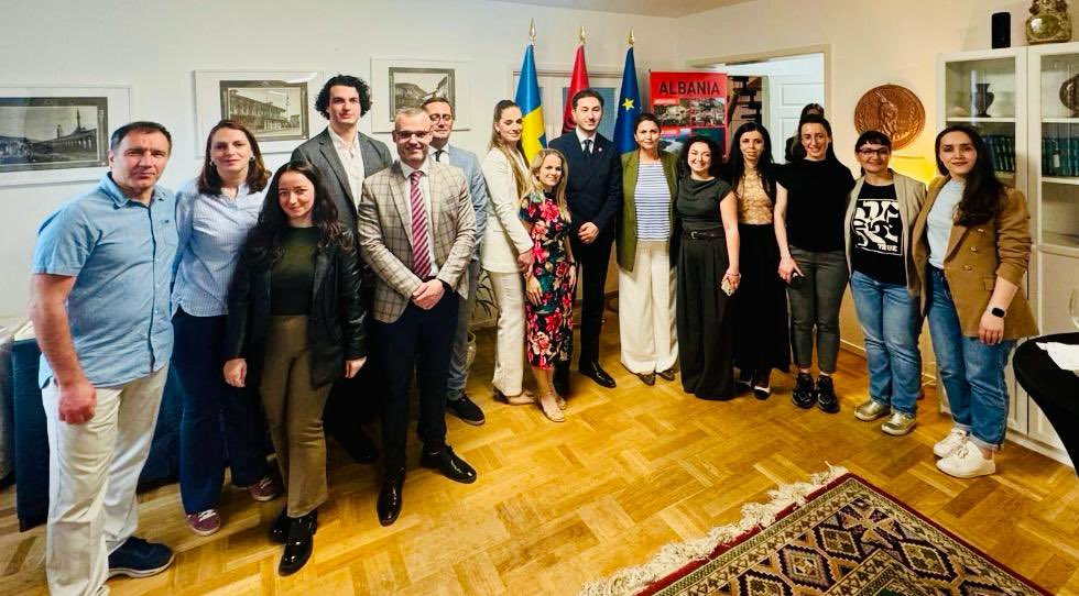 On June 5, 2025 <a href="/AlEmbassySweden/">Albania in Sweden</a> hosted a warm and inspiring gathering with Albanian scholars, students and experts from various fields.

Amb <a href="/ADautllari/">Albana Dautllari🇦🇱</a> emphasized the power of academic networking and collaboration.

Thanks to all participants and MP Arbër Gashi for joining us!