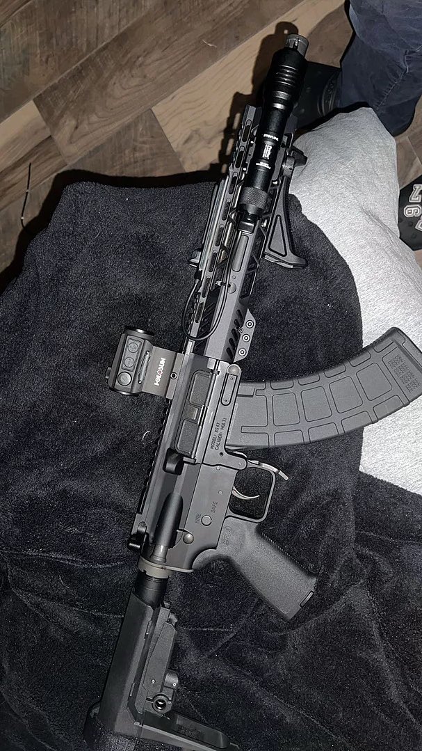 RÈBELs RÄÎDÈRs tweet media