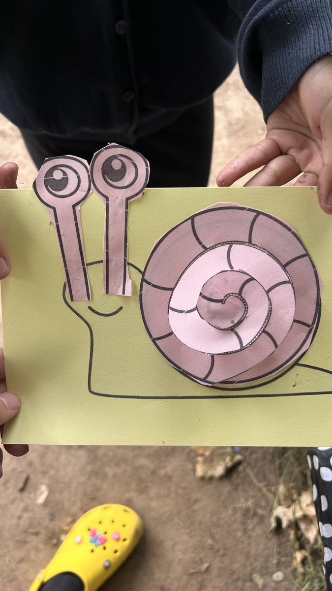 KARAGULIAN's tweet photo. @beechfieldPST snail 🐌 craft art https://t.co/0Iqmc65MbN
