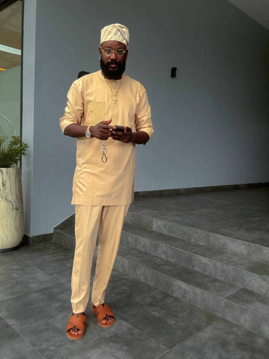 dammiedammie35's tweet image. Omoh, it’s my birthday o… Happy birthday Dammie 🥳🤎🎊