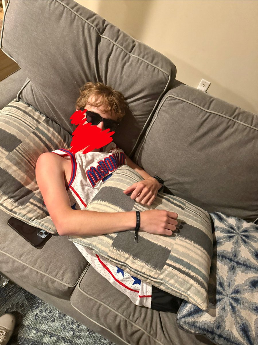 GregoryJamesJr tweet media