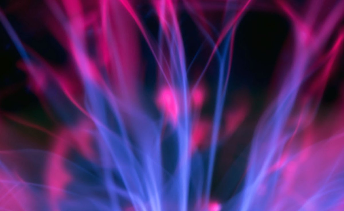 ~ Non-Thermal Plasma Chemistry Against Cancer ~

Cancer is one of medicine's toughest challenges, especially in its late stages when tumours resist conventional treatments. But what if plasma could help doctors target cancer more precisely?

Read more: thinkmagazine.mt/a-reactive-tre…