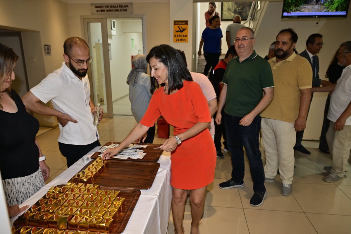 izmirtarim's tweet image. #KurbanBayramı sonrası ilk mesai gününde İl Müdürlüğümüz Yöneticileri ve personeli bayramlaşma için bir aradaydı.