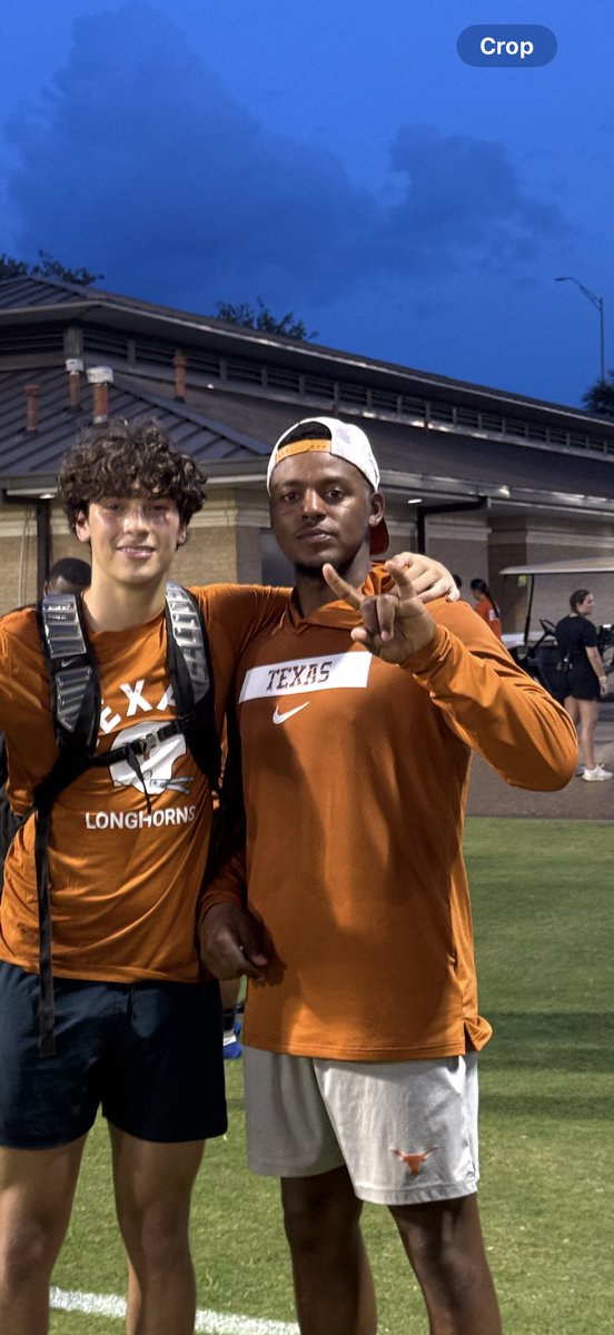 Jordan_Moon09's tweet image. Honored to attend @TexasLonghorns under the lights football camp last Thursday and compete with some of the best. Ready to learn and grow.@MalikAntoine3 @CoachNansenUT