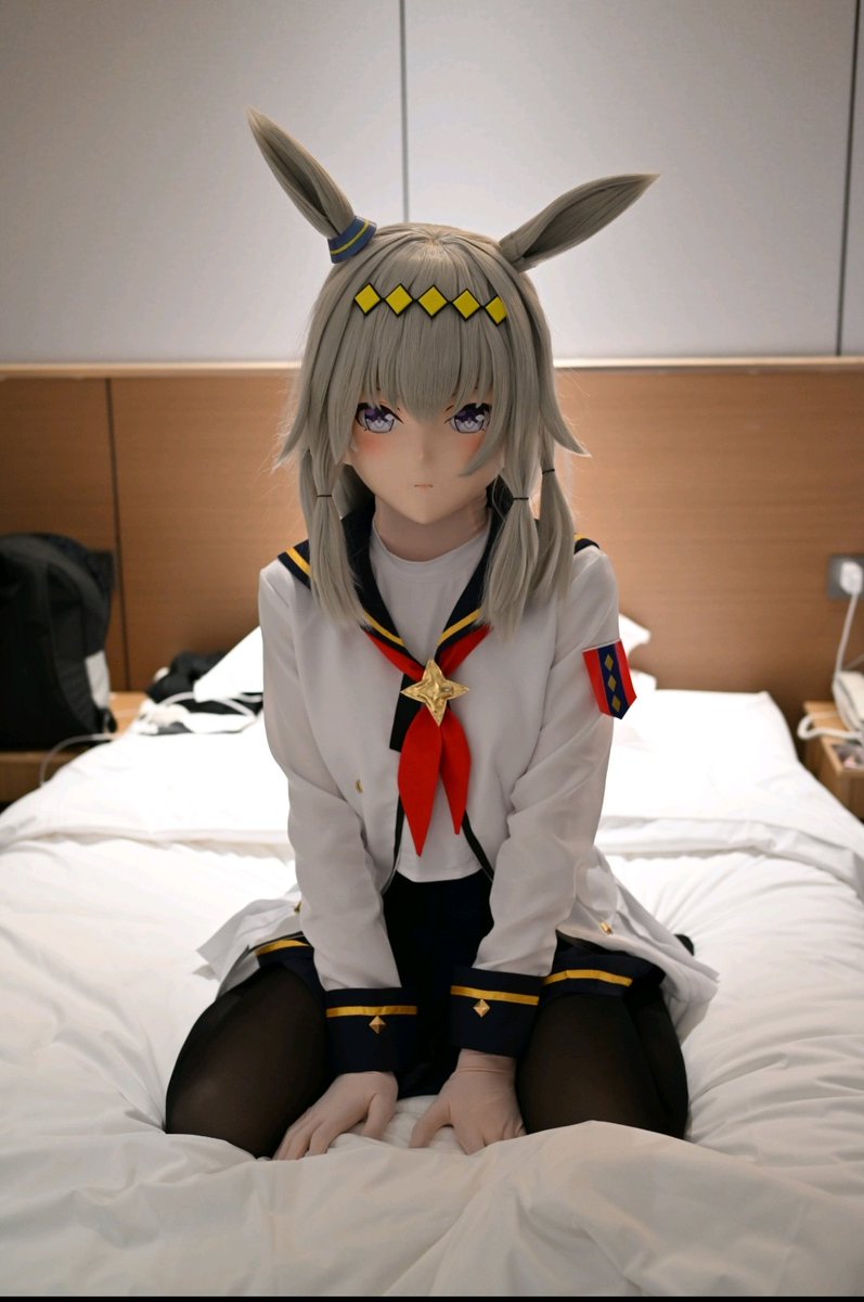 她在看着你……
#kigurumi 
#赛马娘 #小栗帽
