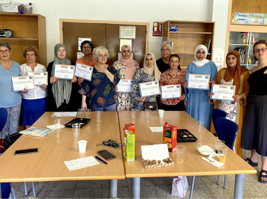 Voluntariat per la llengua (@vxlcat) on Twitter photo Final de curs del Voluntariat per la llengua a l’<a href="/EscolaPauBoada/">Escola Pau Boada</a> de Vilafranca del Penedès
🗣 Durant 10 setmanes, les parelles lingüístiques de l'escola s'han trobat per conversar en català
vxl.cat/comunitat-vxl/… Final de curs del Voluntariat per la llengua a l’<a href="/EscolaPauBoada/">Escola Pau Boada</a> de Vilafranca del Penedès
🗣 Durant 10 setmanes, les parelles lingüístiques de l'escola s'han trobat per conversar en català
vxl.cat/comunitat-vxl/…