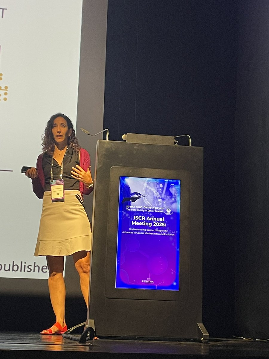ErezNeta's tweet image. Continuing the ISCR meeting with fascinating insights on #CAFs, tumor micro- and macroenvironment from @shouval and @AyeletErez