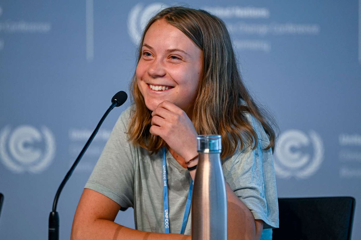 LokmatTimes_ngp's tweet image. Israel is #deporting climate activist Greta Thunberg after seizing a Gaza-bound ship she was aboard. The vessel reportedly attempted to breach the naval blockade near #Gaza.
#GretaThunberg #Israel  #GazaShip #Israel #IsraelGaza
