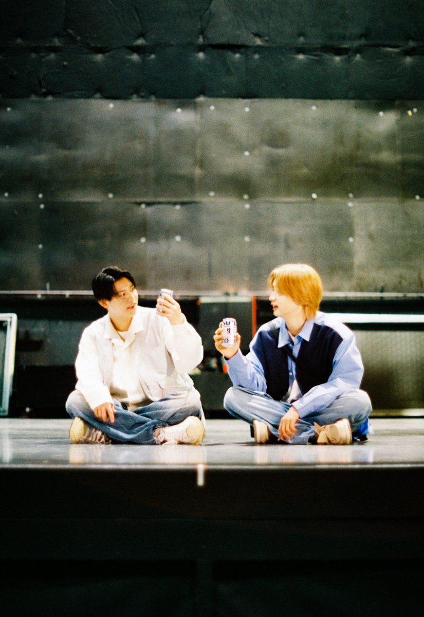 #生FIRST 
PROJECT SONG
MOVIE 🎙️

公開まであと6時間！

#JUNON #LEO
#サン生と楽曲作ったよ