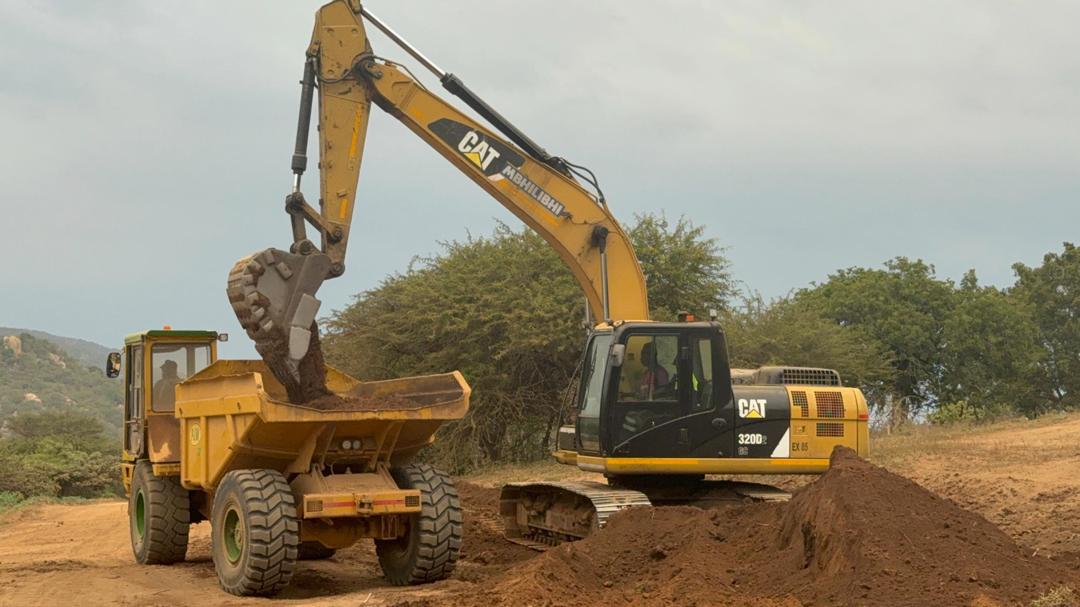 #MyNDMA with the Ministry of Public Works is 20% through rehabilitating the Mkhondvo Bridge at Kakholwane. Works expected to be completed on 25th July, 2025. 
#MyNDMAInAction