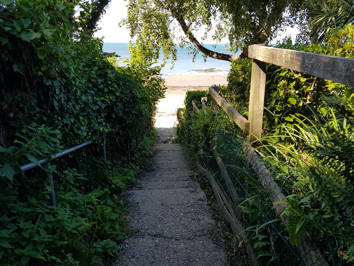 manonabeach (@manonabeach) on Twitter photo What the #beach means at #Bembridge on the #IsleofWight, with <a href="/J4UHolidayHomes/">Just For You Holiday Homes</a> - manonabeach.com/hampshire-and-… What the #beach means at #Bembridge on the #IsleofWight, with <a href="/J4UHolidayHomes/">Just For You Holiday Homes</a> - manonabeach.com/hampshire-and-…