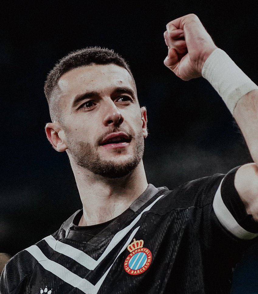 BarcaTimes's tweet image. 🚨🎖| 𝐁𝐑𝐄𝐀𝐊𝐈𝐍𝐆: Joan García&apos;s agents will arrive in Barcelona today to proceed with formal steps of the deal. €25m release clause will be paid and the player will sign a 5 year contract. [@FabrizioRomano] #fcblive 🔵🔴