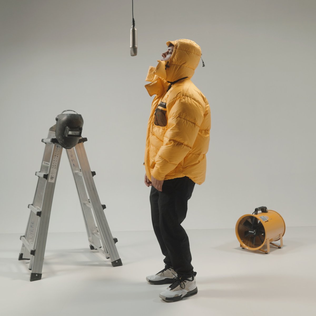 Fleek Mag tweet media